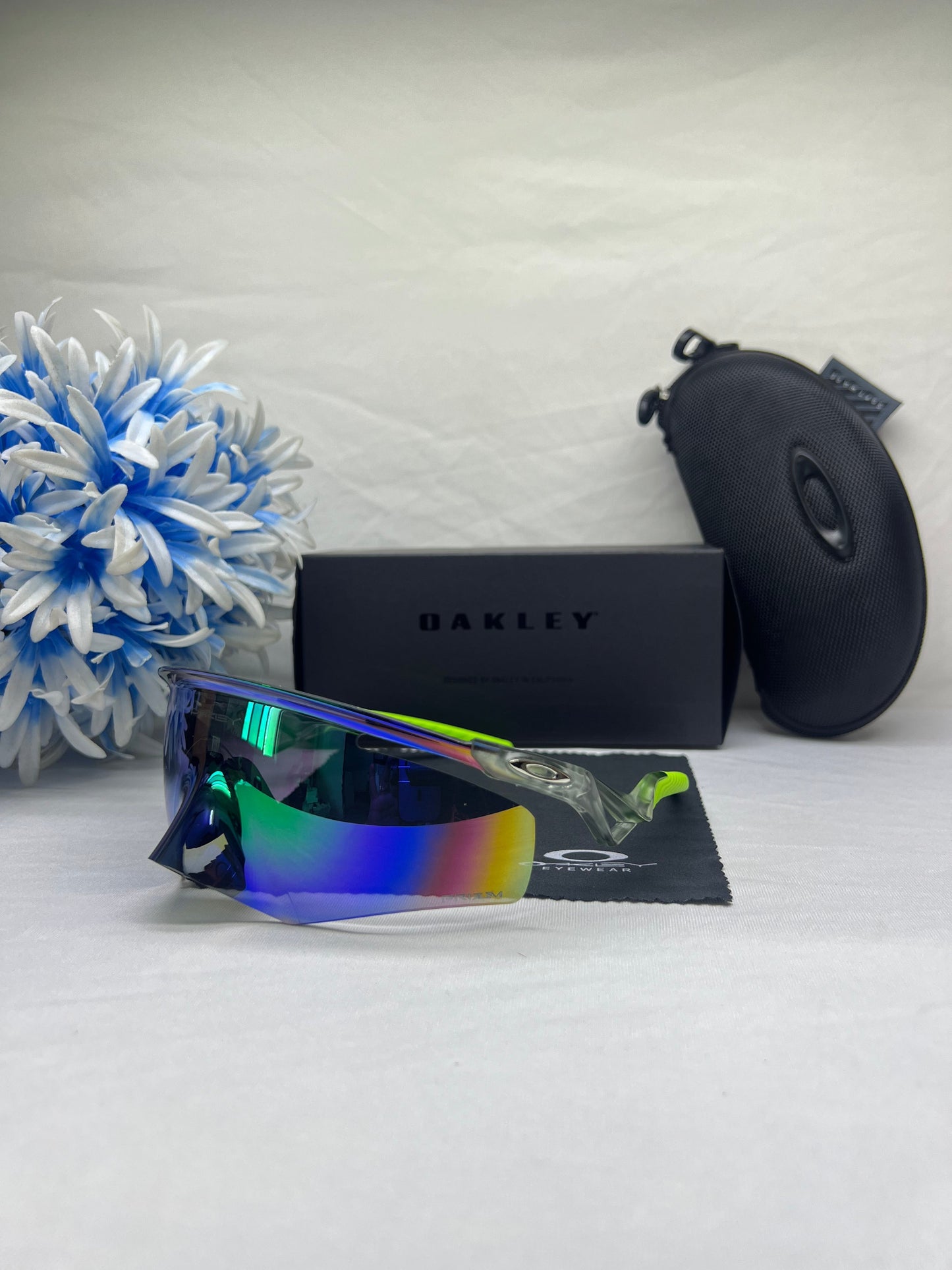 Oakley QNTM KATO Sport Sunglasses green green