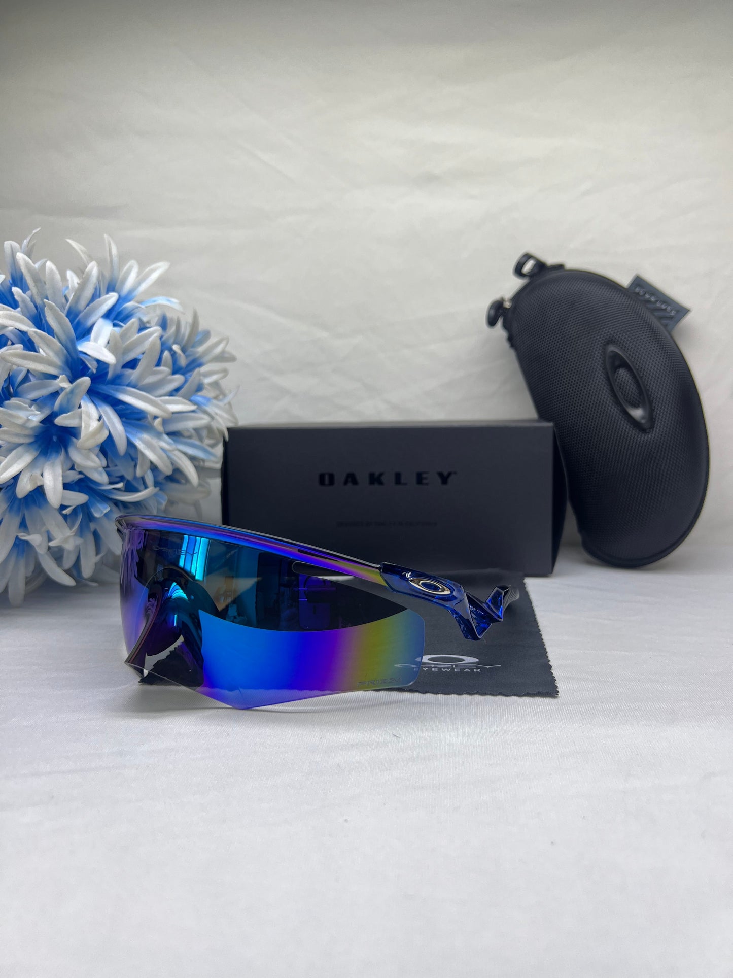 Oakley QNTM KATO Sport Sunglasses blue blue