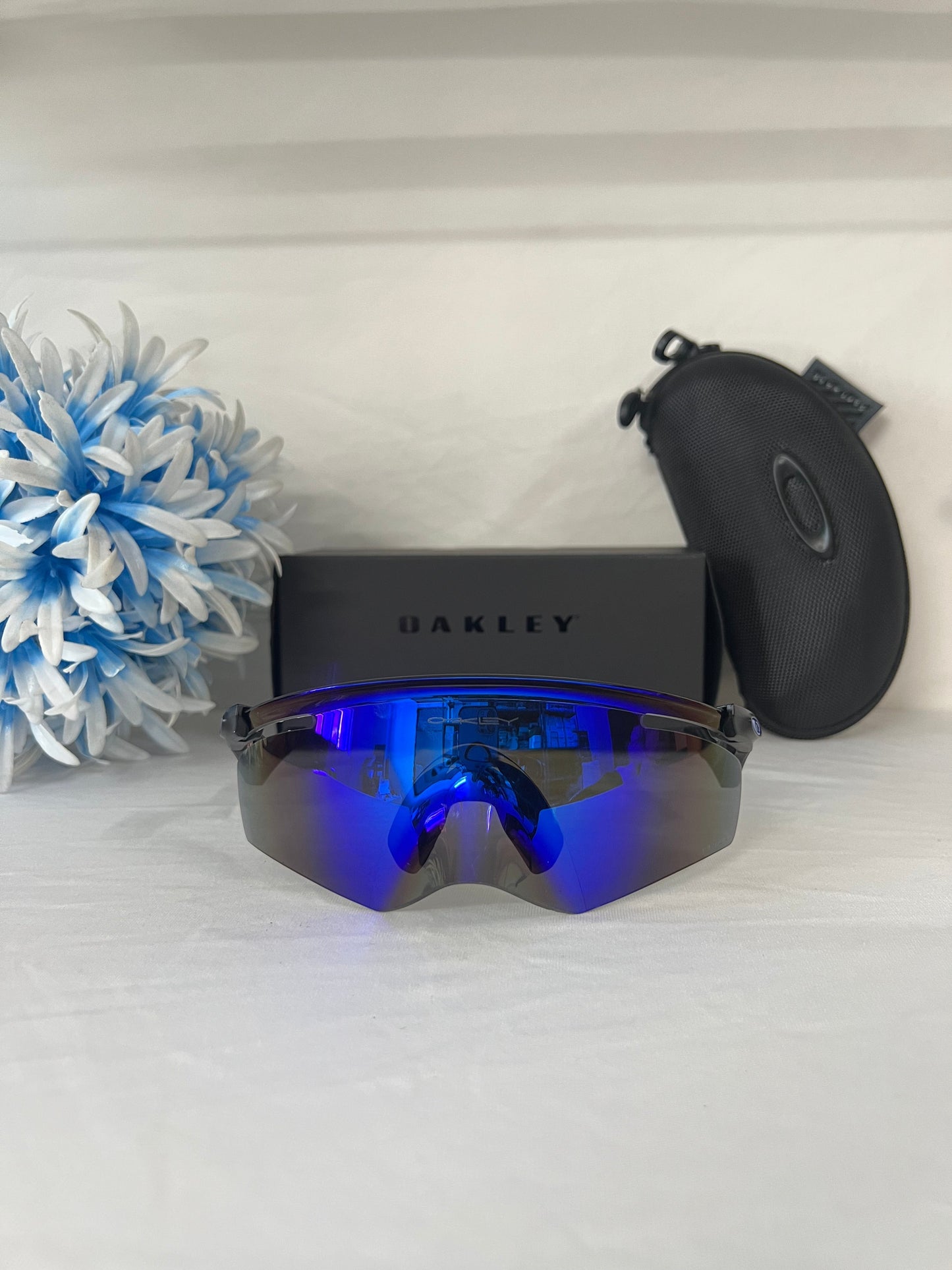 Oakley QNTM KATO Sport Sunglasses black blue