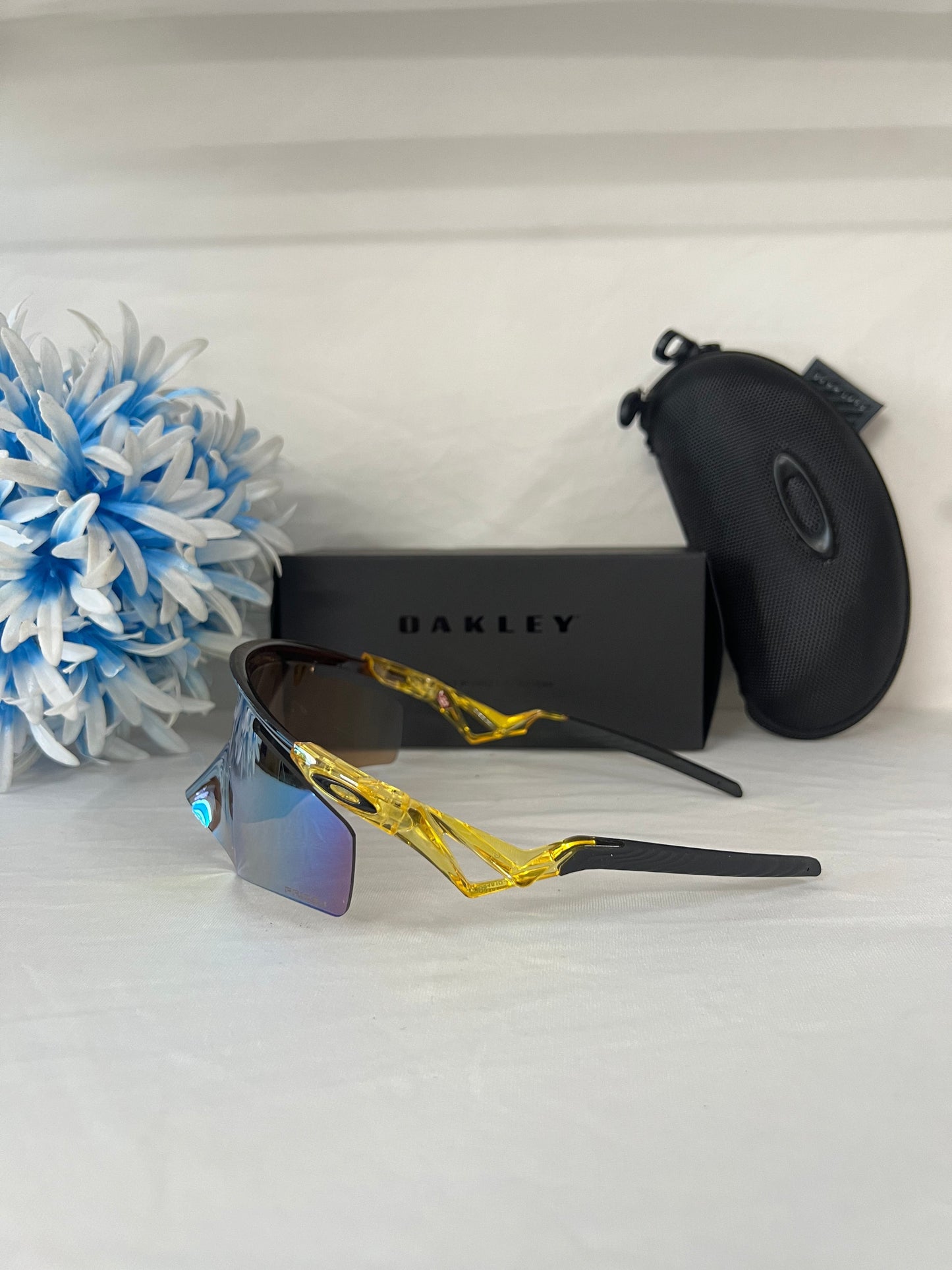Oakley QNTM KATO Sport Sunglasses goldan goldan