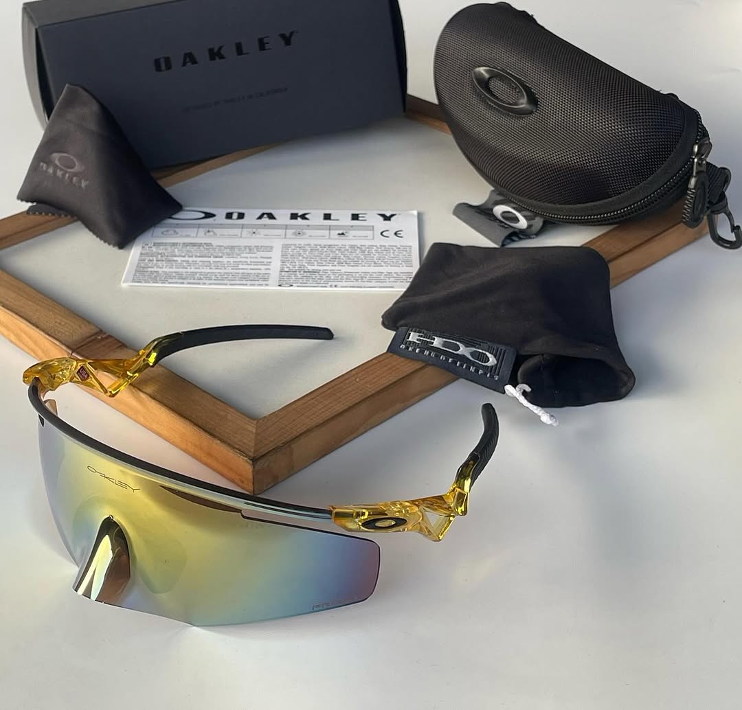 Oakley KATO QNTM UV protected Sport Sunglasses GOLDEN GOLDEN