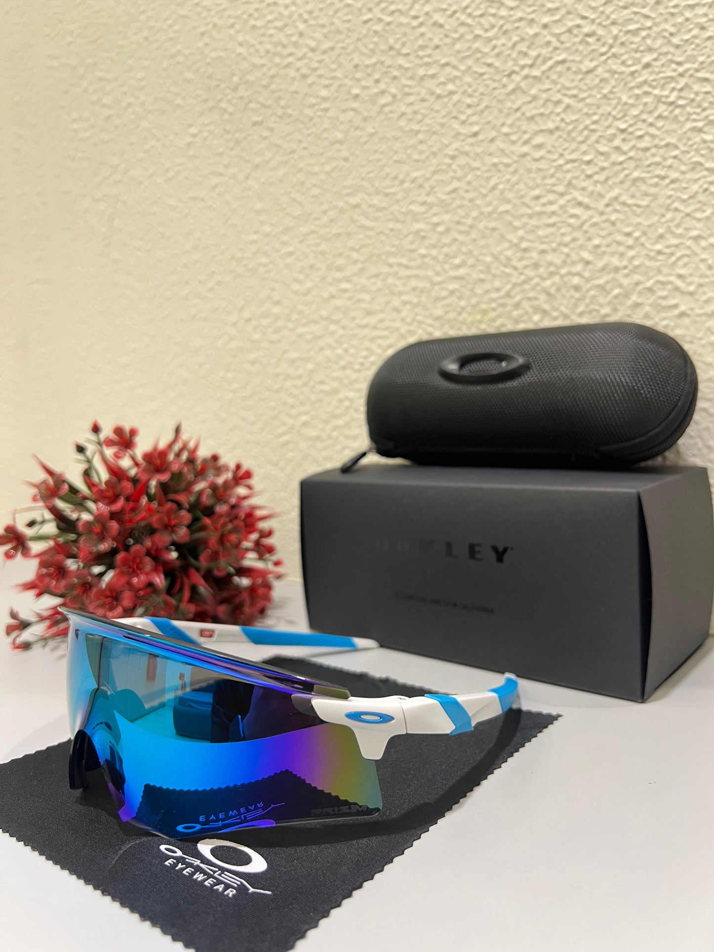 OAKLEY Encoder Sports Sunglasses (WHITE BLUE)