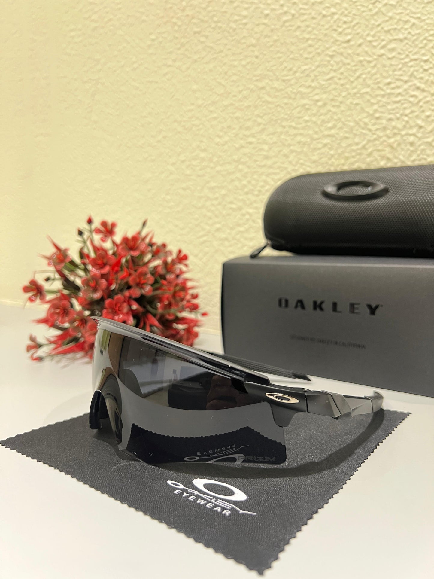 OAKLEY Encoder Sports Sunglasses ( Black & Black )