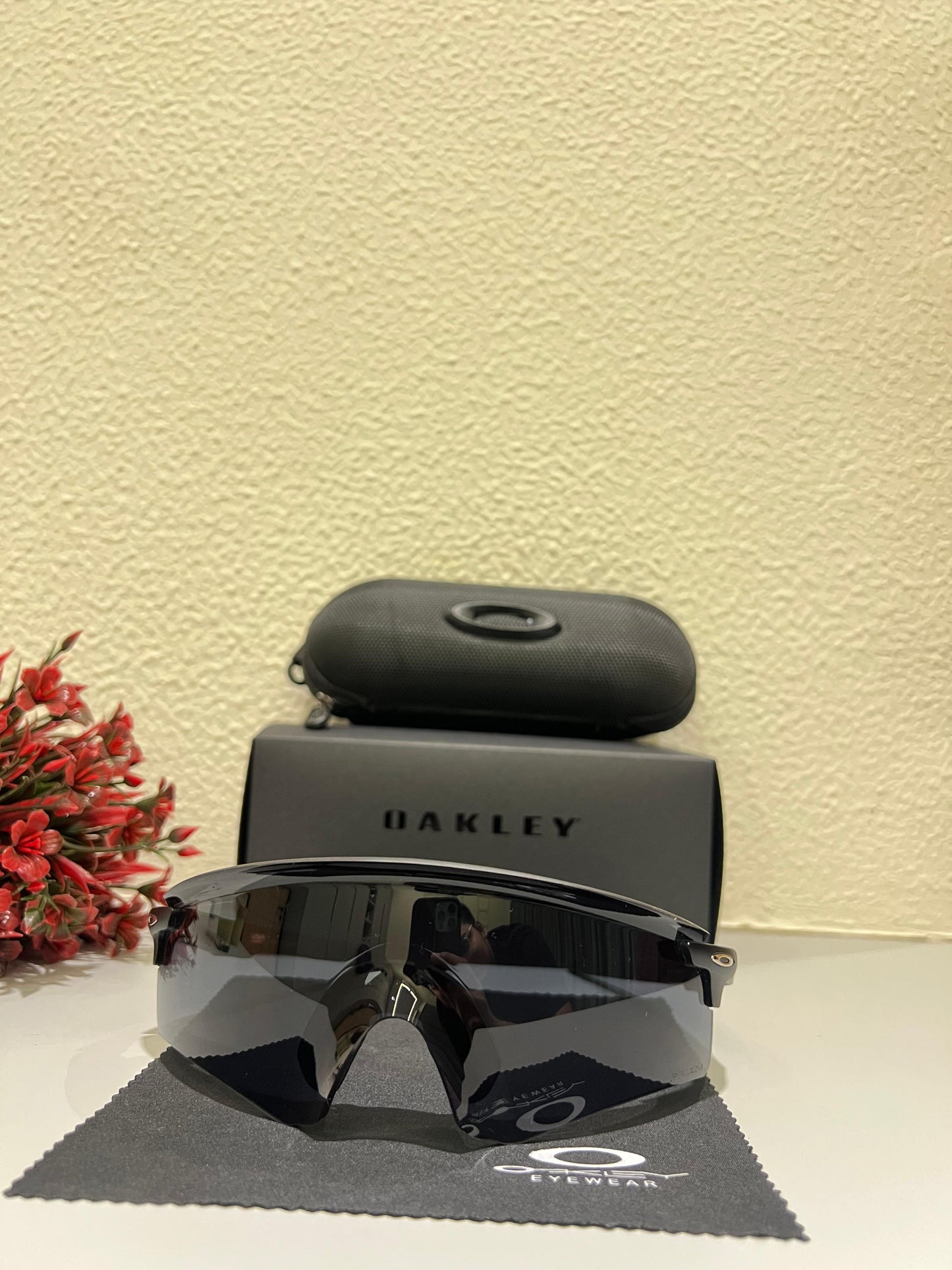 OAKLEY Encoder Sports Sunglasses ( Black & Black )