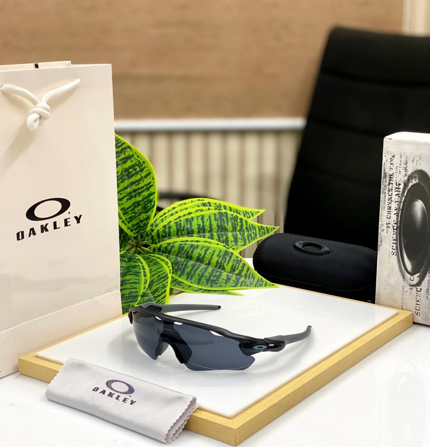 Oakley Radar Sport Sunglasses ( black black )