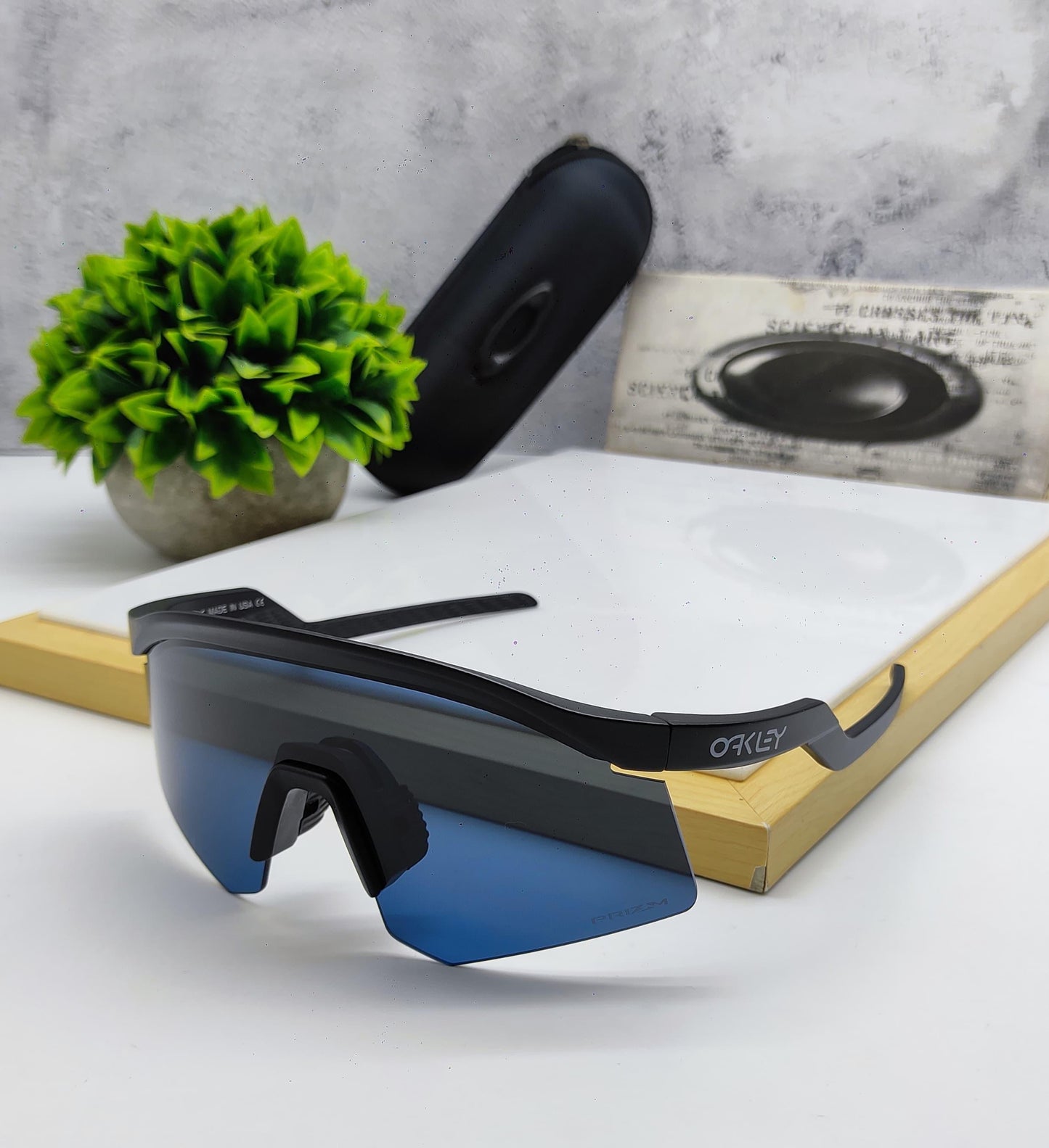Oakley Hydra sport Sunglasses (Black & Black) 🕶️