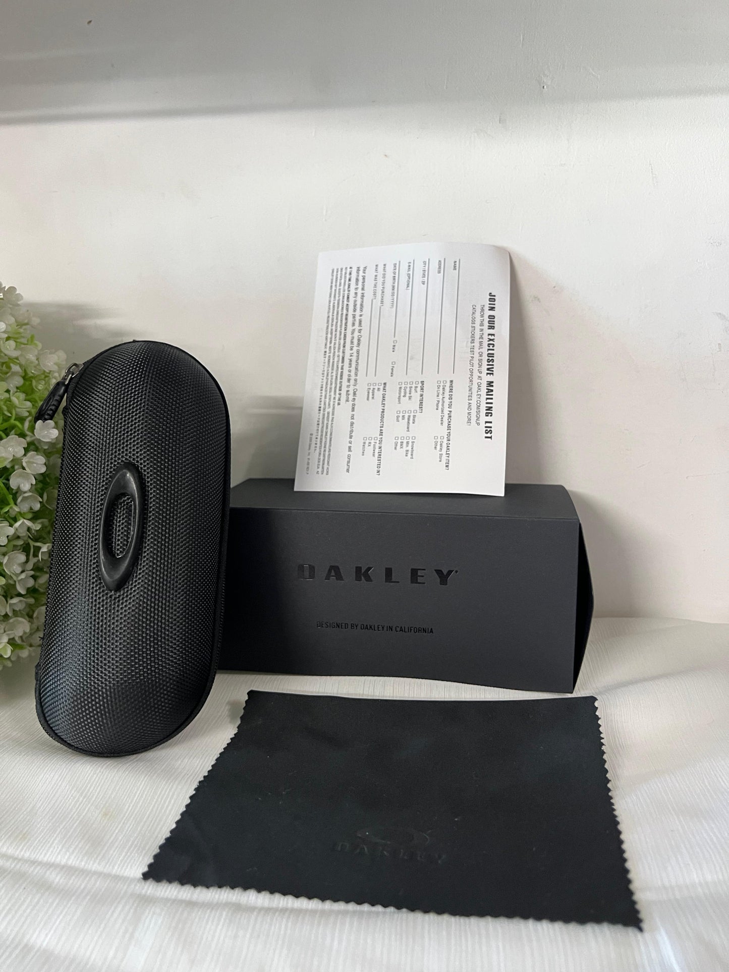 Oakley Hydra sport Sunglasses (METALLIC BLUE & GOLDAN) 🕶️