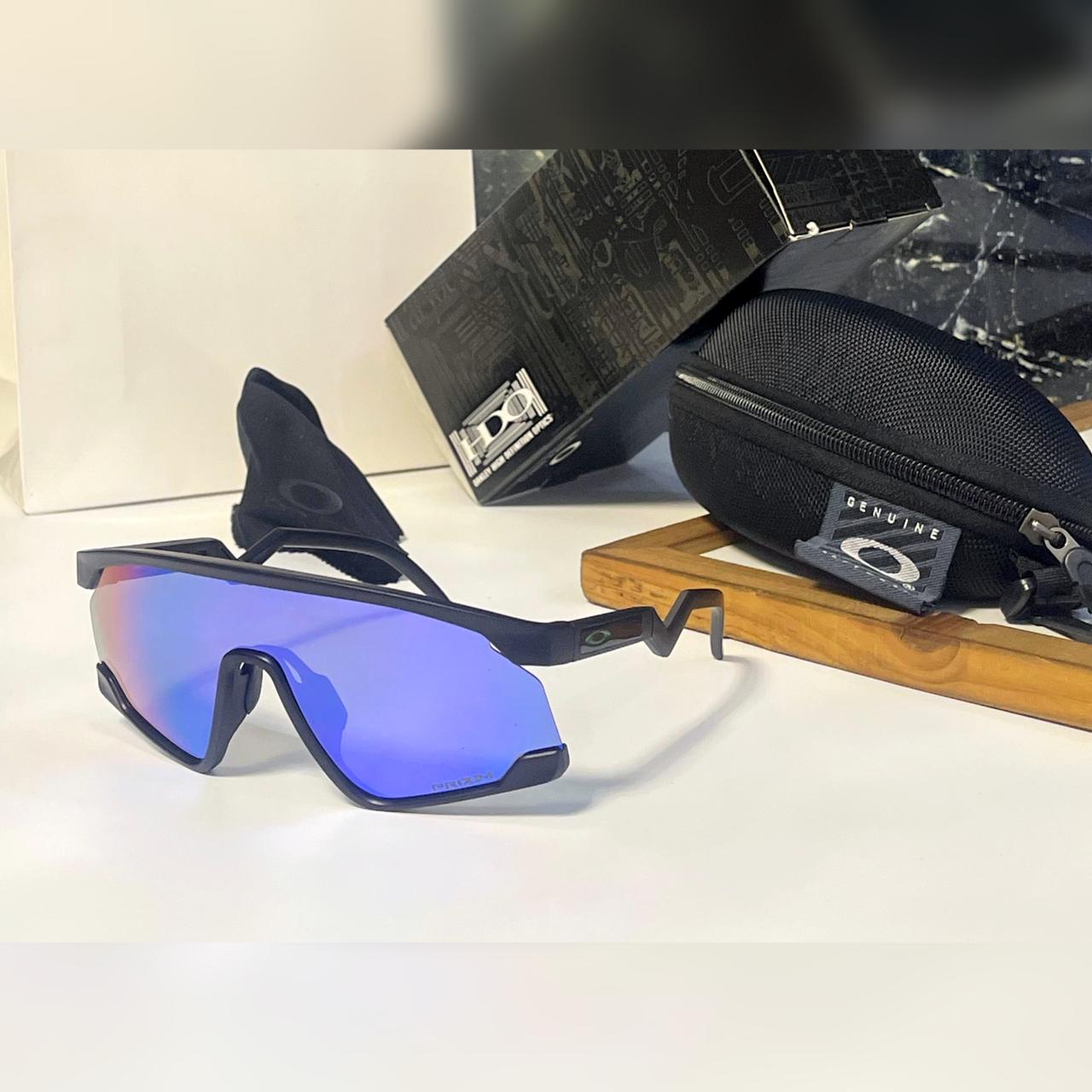 New Sports Fashion Sunglasses BXTR BLACK BLUE