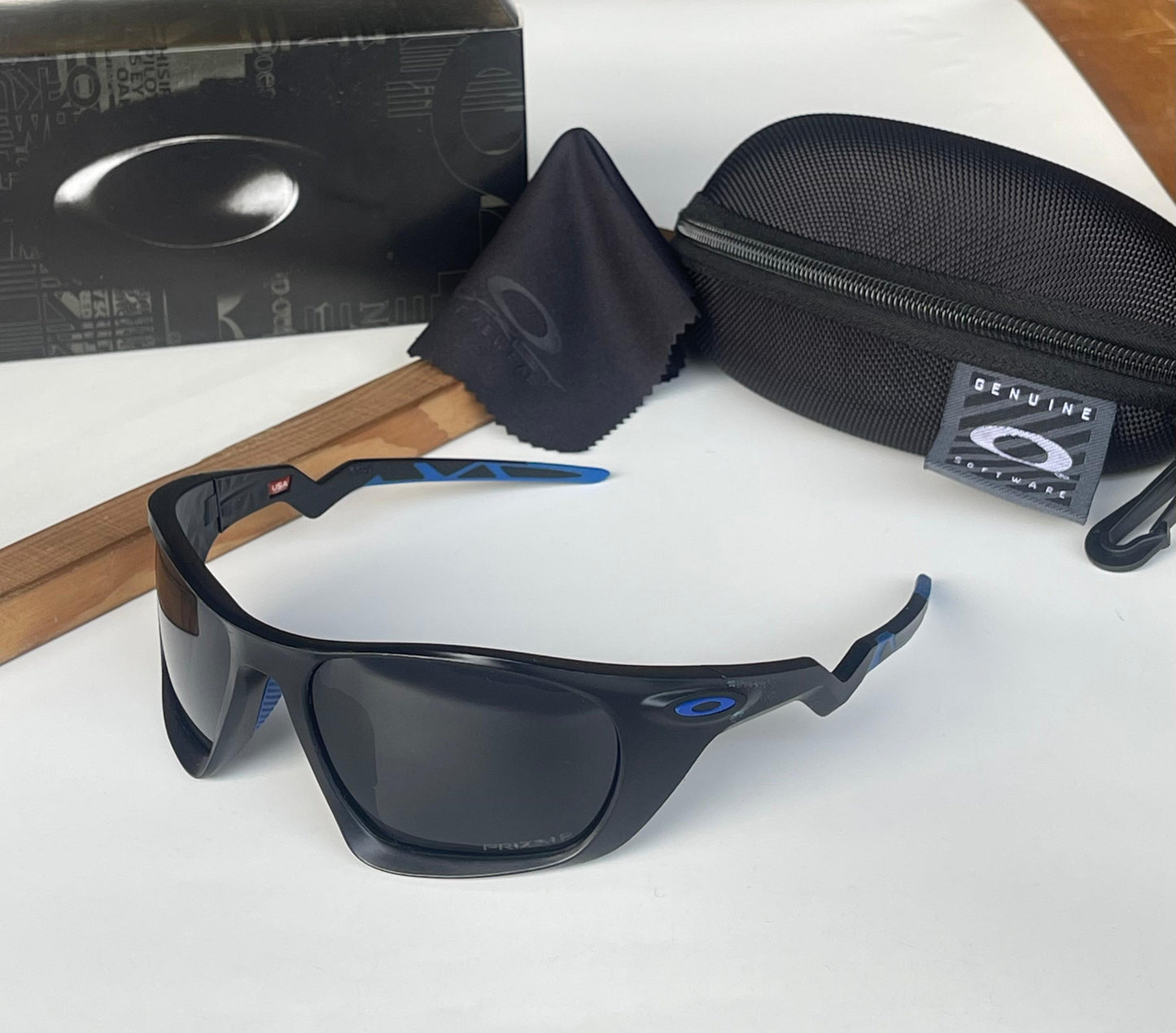 New Sports Fashion Sunglasses 9431 BLUE BLACK (POLARIZED)