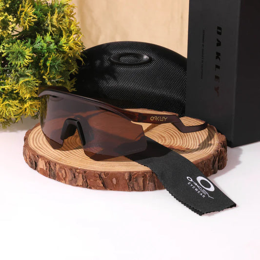 Oakley hydra UV protected Sport Sunglasses Brown Brown
