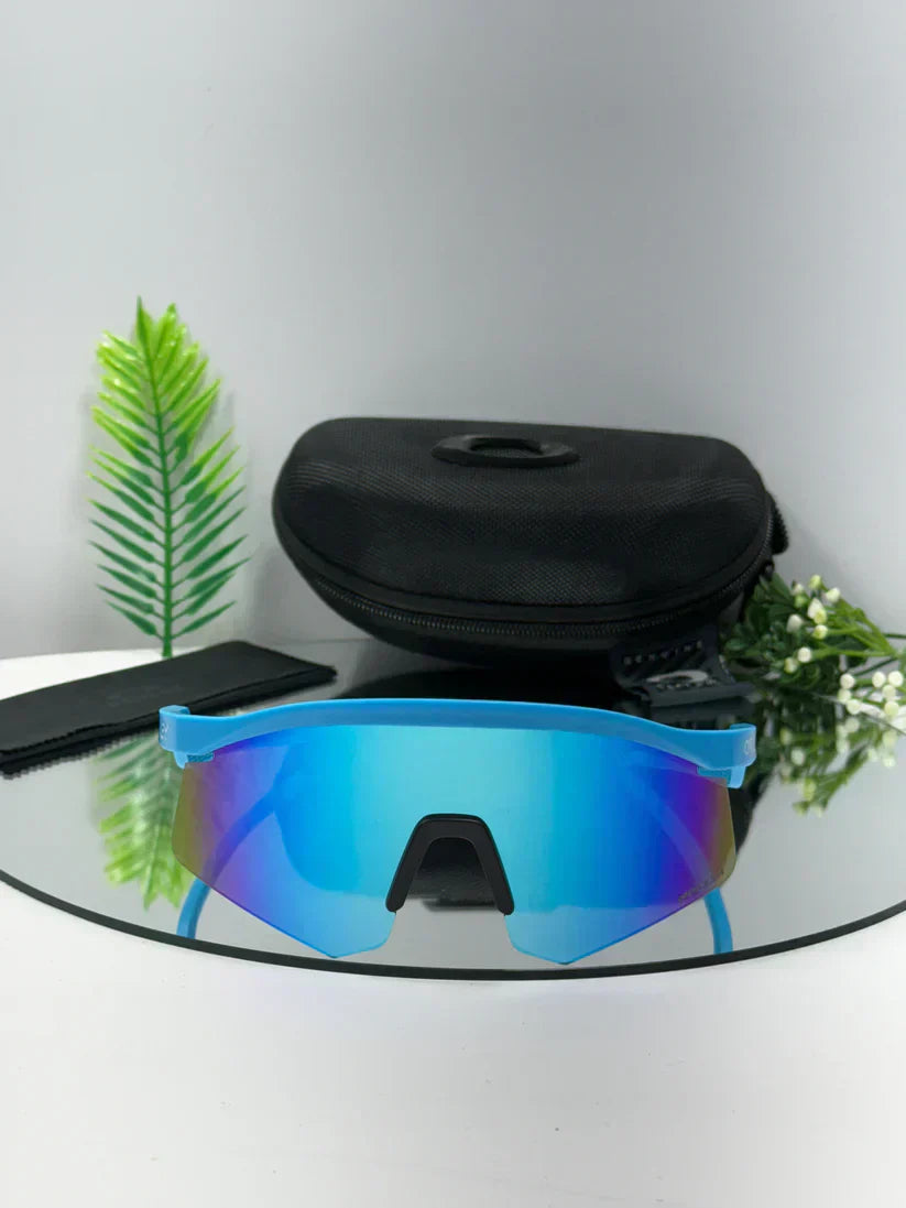 Oakley hydra UV protected Sport Sunglasses Blue Blue