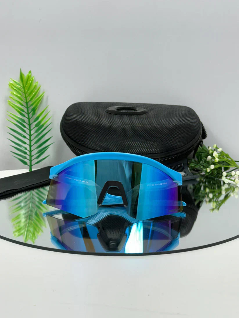 Oakley hydra UV protected Sport Sunglasses Blue Blue