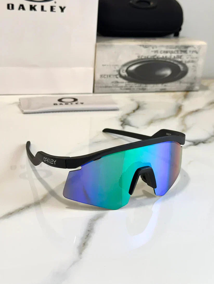 Oakley hydra UV protected Sport Sunglasses Black Green