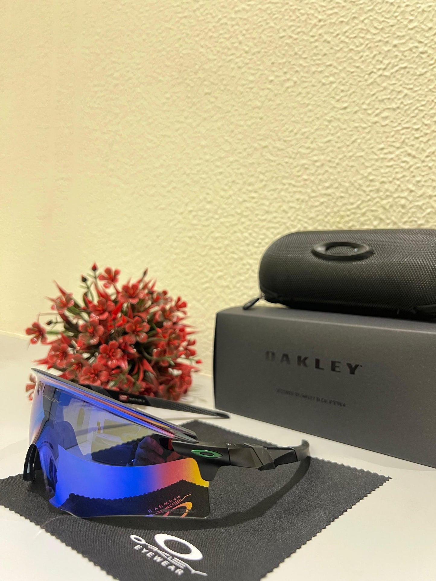 Oakley Encoder UV protected Sport Sunglasses Black Green