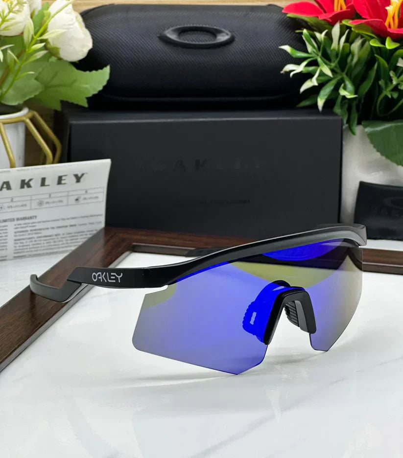 Oakley hydra UV protected Sport Sunglasses black blue virat