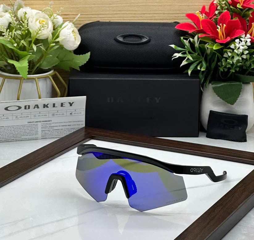Oakley hydra UV protected Sport Sunglasses black blue virat