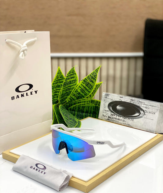 Oakley Hydra sport Sunglasses (white & blue) 🕶️