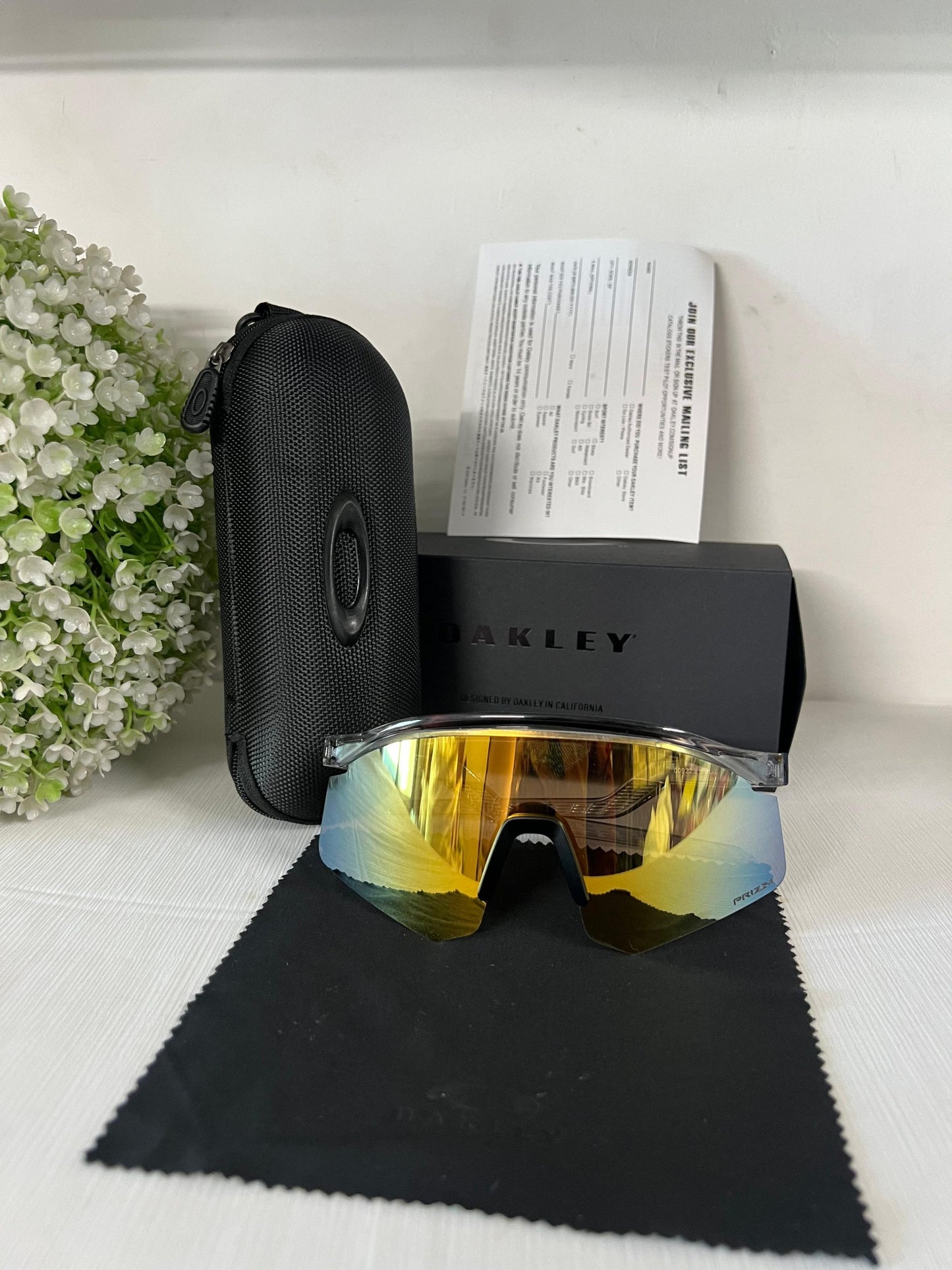 Oakley hydra UV protected Sport Sunglasses BLACK TRANSPARANT GOLDAN