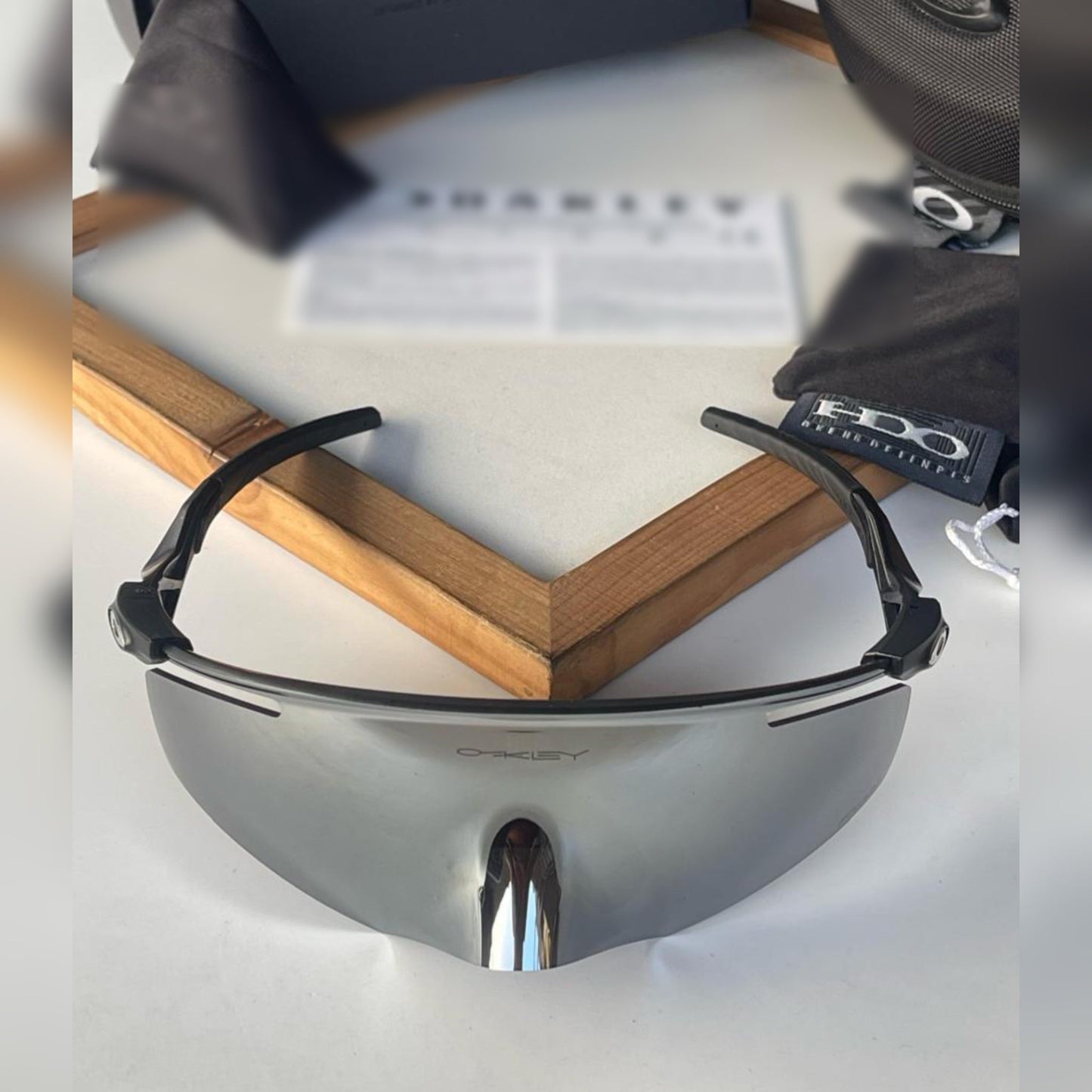 New Sports Fashion Sunglasses QNT-KATO SILVER MERCURY