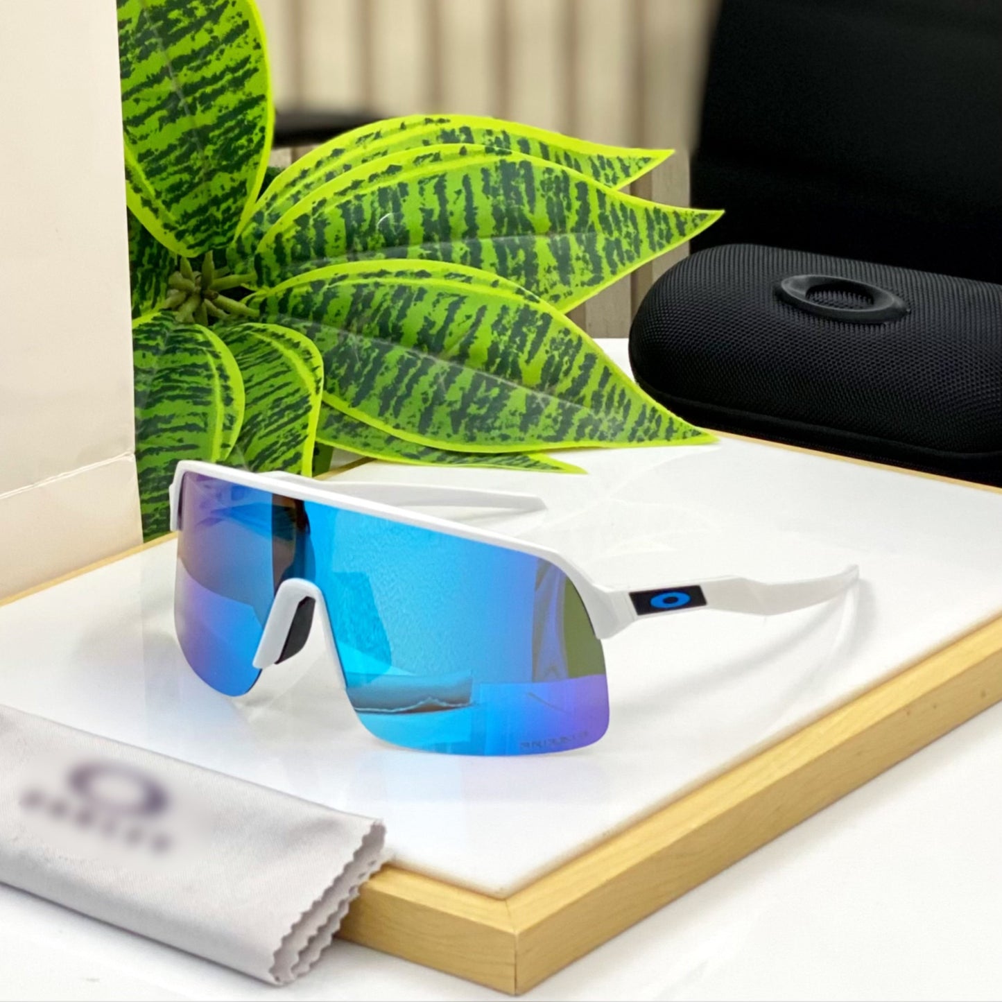 New Sports Fashion Sunglasses STR-LITE/WHITE AQUA