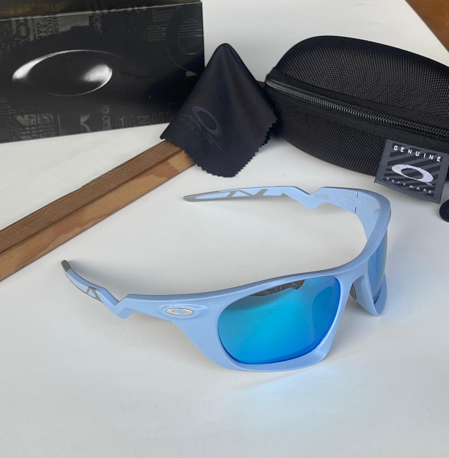 New Sports Fashion Sunglasses 9431 ICE BLUE (POLARIZED)