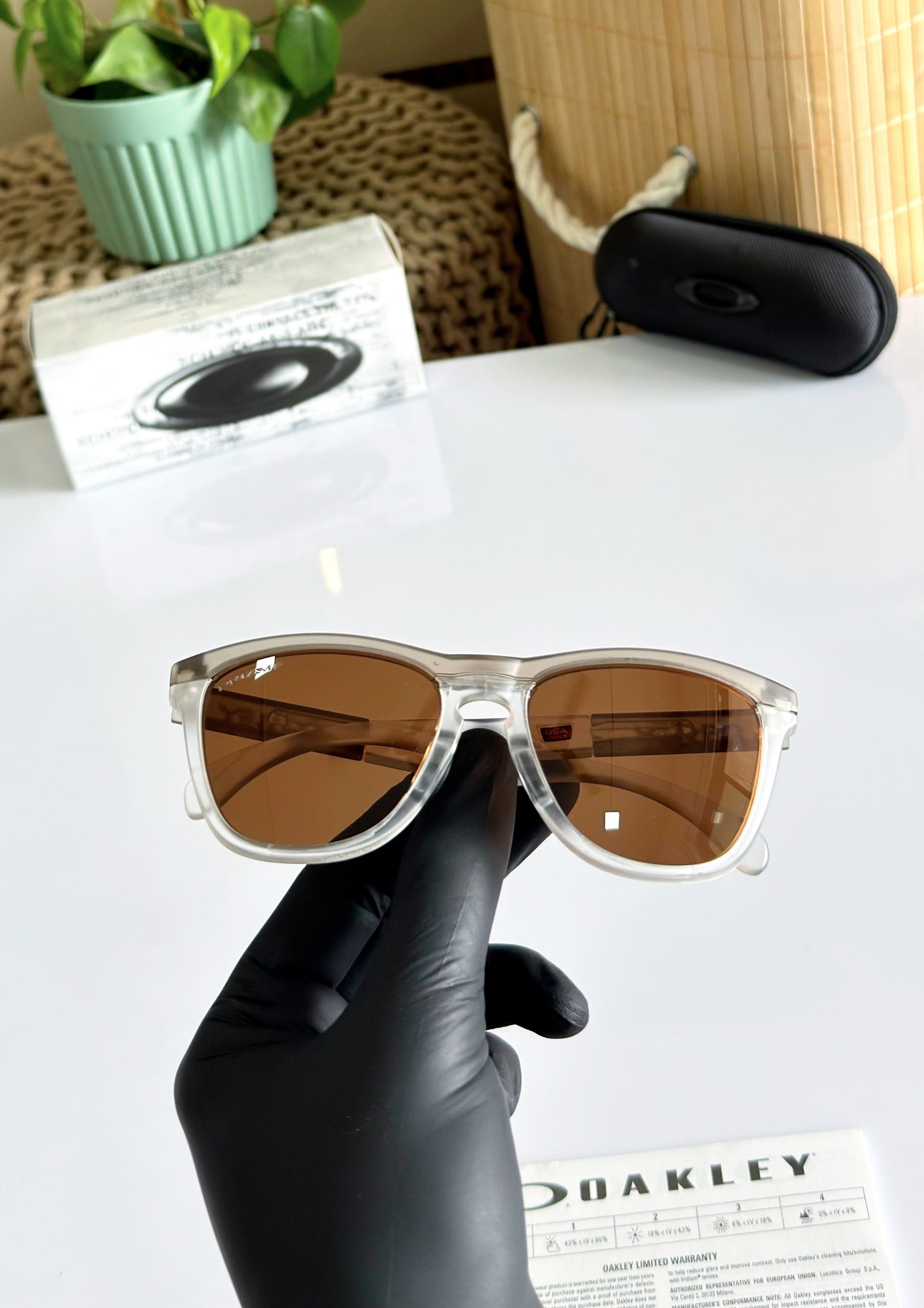 New Sports Fashion Sunglasses-FROG.S/GREYISH BROWN